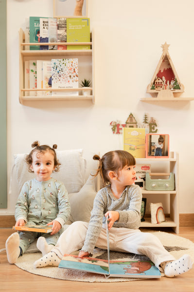Estante de pared Montessori Doble